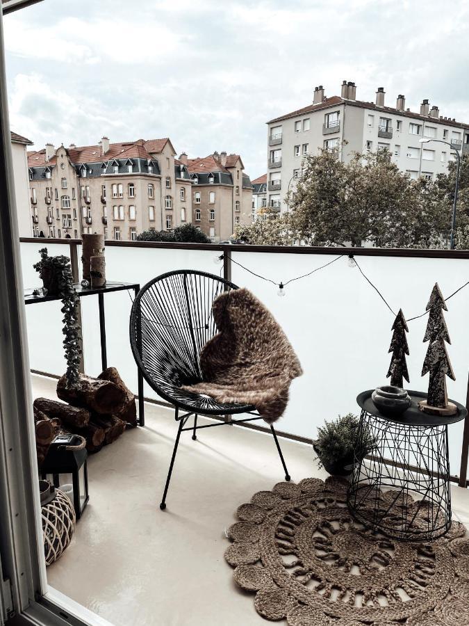 Le Cocon Blanc Metz - T2 - Parking Prive - Balcon - Nouvelle Ville, Gare Экстерьер фото